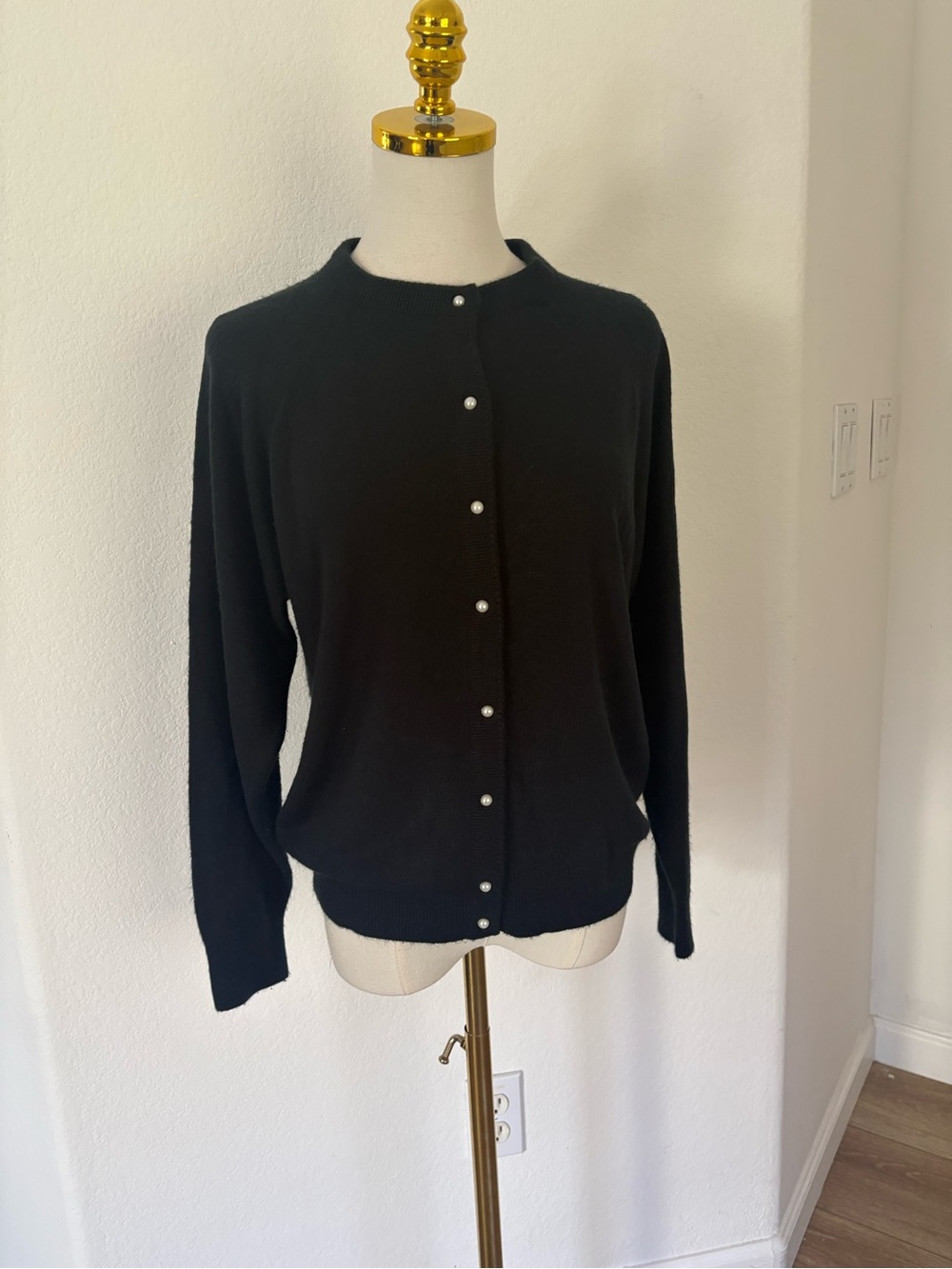 Vintage Designer’s Originals Black Pearl Button Cardigan – Medium
